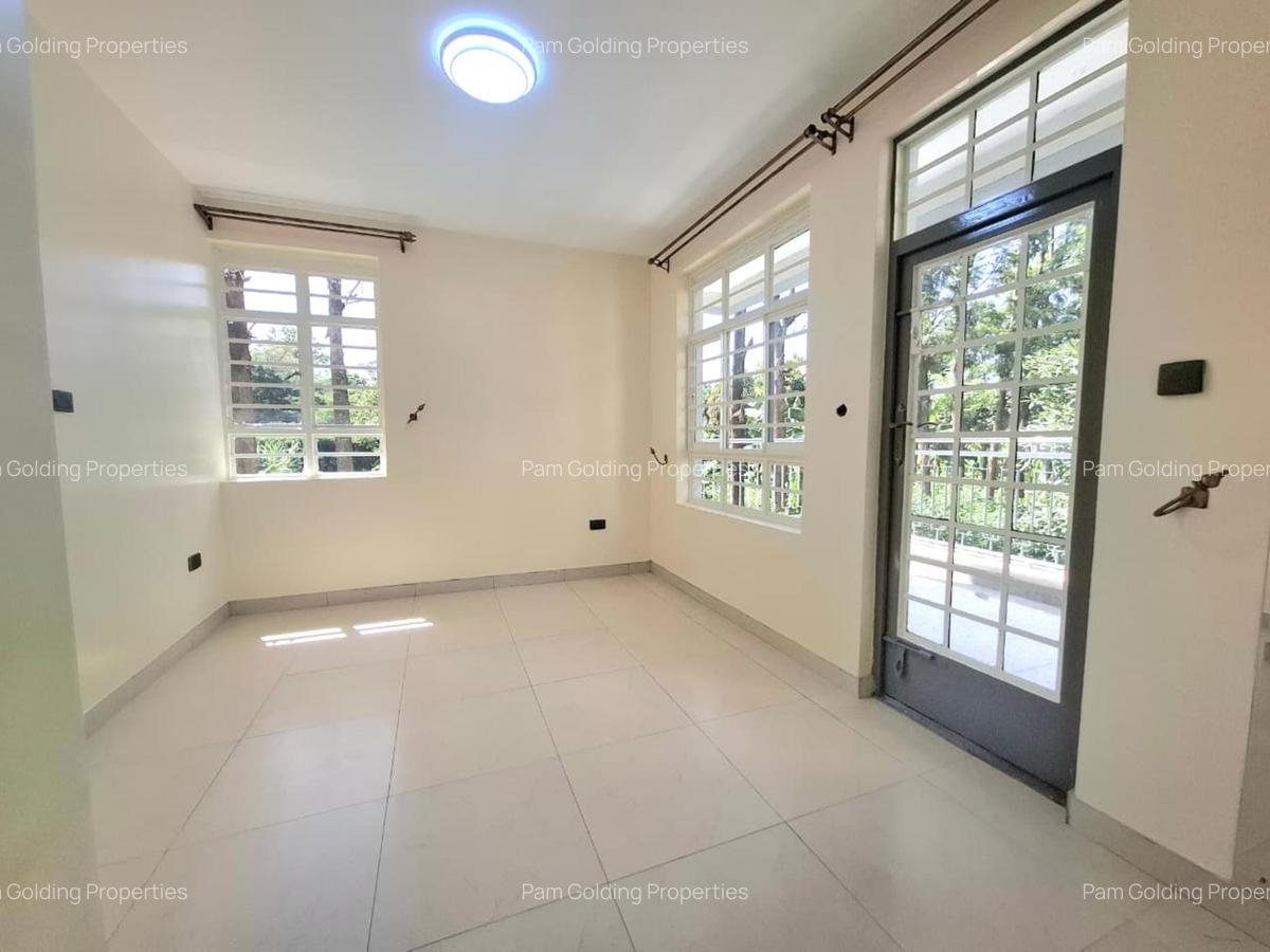 4 Bed House at Garden Estate Road - 7