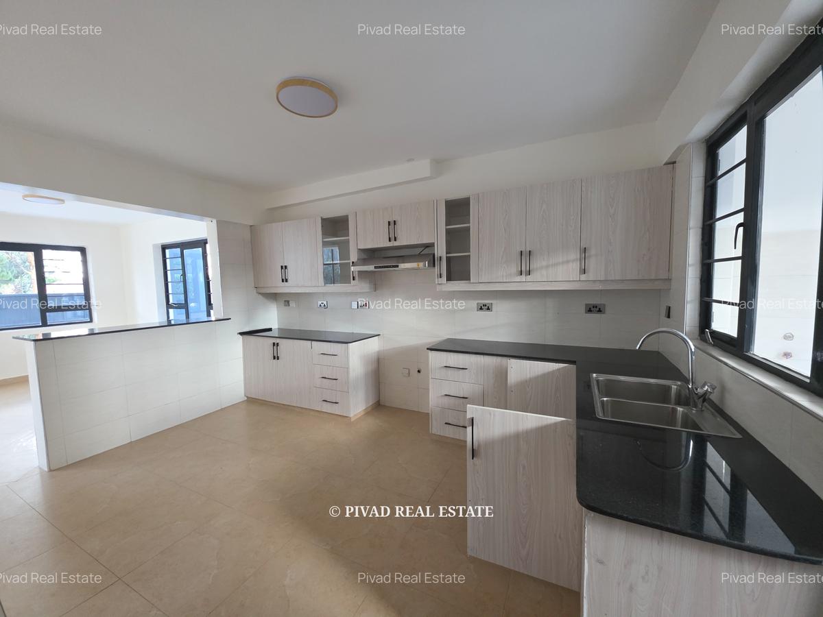 4 Bed Townhouse with En Suite in Kiambu Road - 10