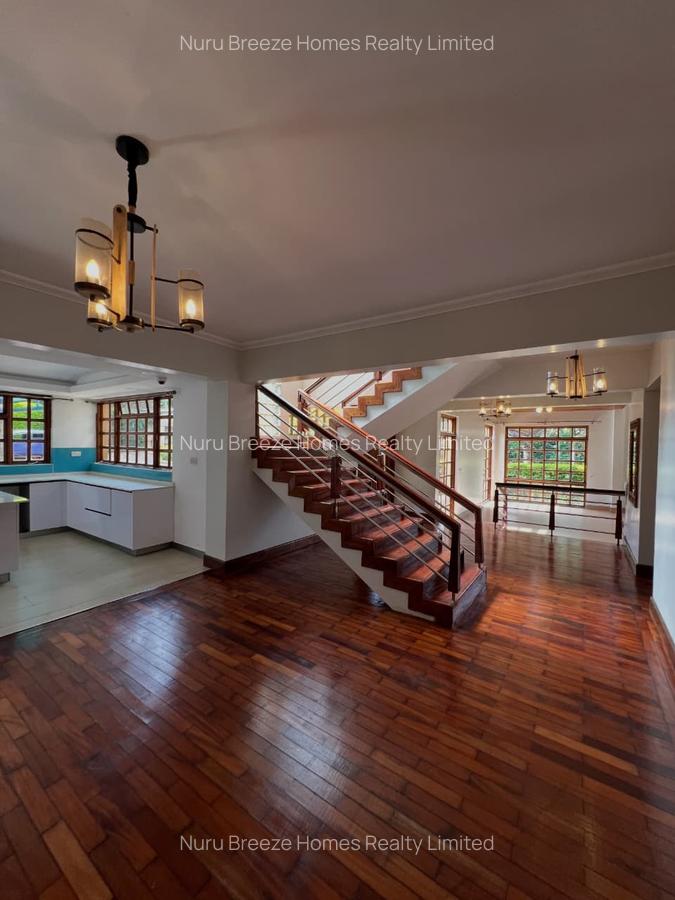 4 Bed House with En Suite in Runda - 15