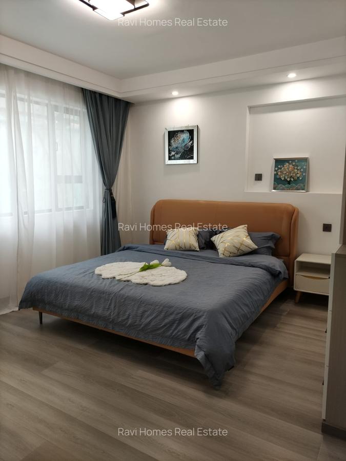 2 Bed Apartment with En Suite in Lavington - 7