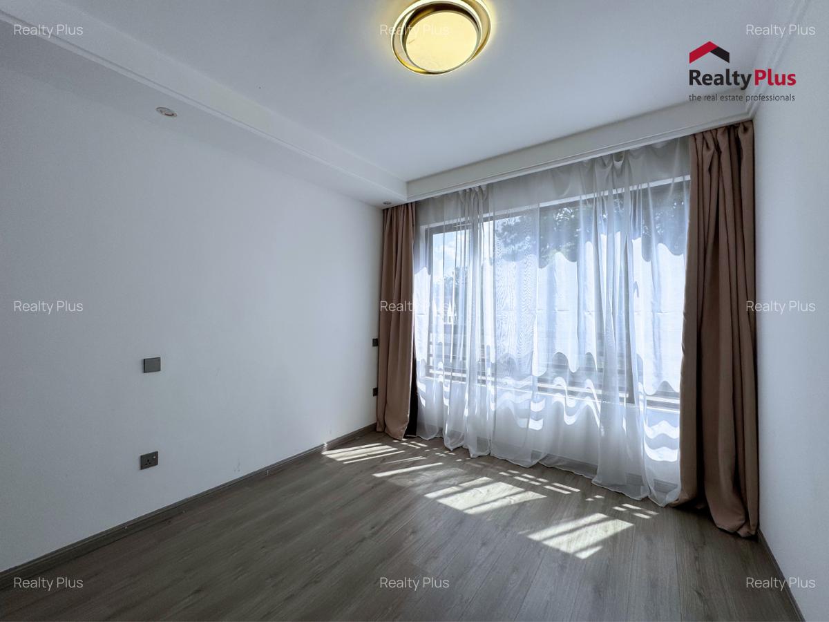 3 Bed Apartment with En Suite at Riverside Drive - 11