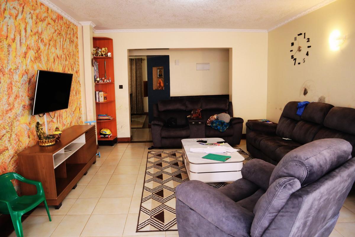 3 Bed Apartment with Borehole in Parklands - 3