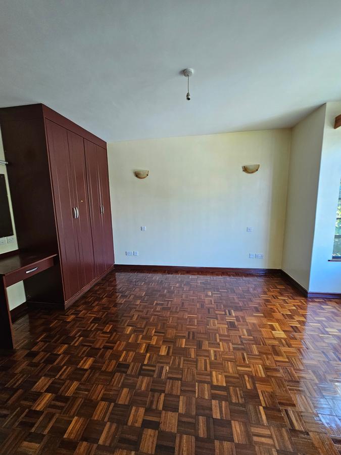 3 Bed Apartment with En Suite at Kilimani - 13