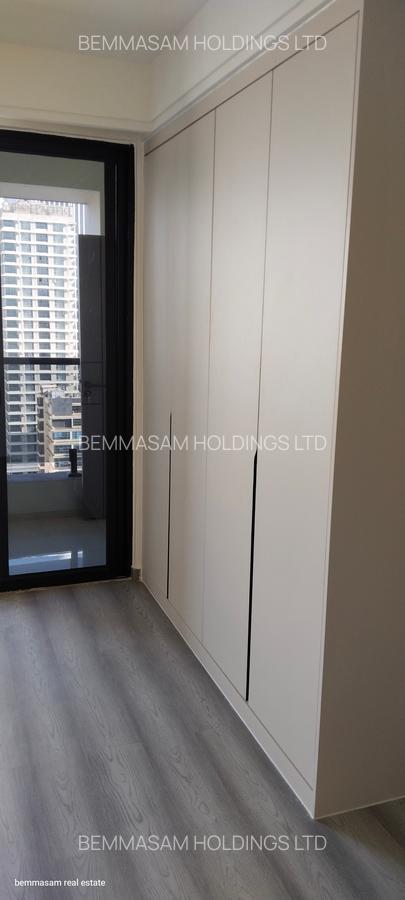 1 Bed Apartment with En Suite at Westlands Road - 8