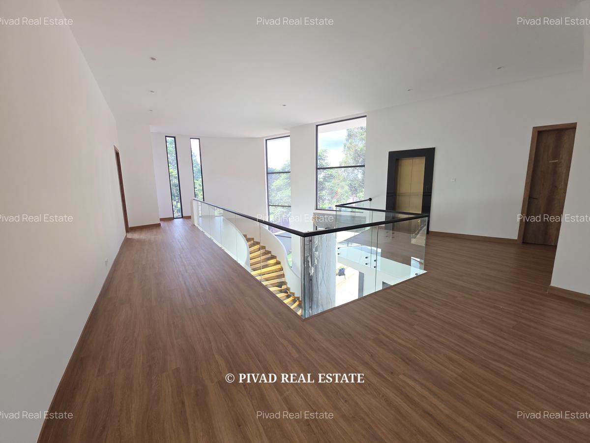 5 Bed House with Garden in Nyari - 20