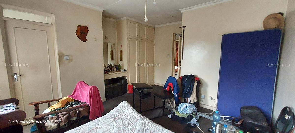 4 Bed House with En Suite at Podium Road - 14