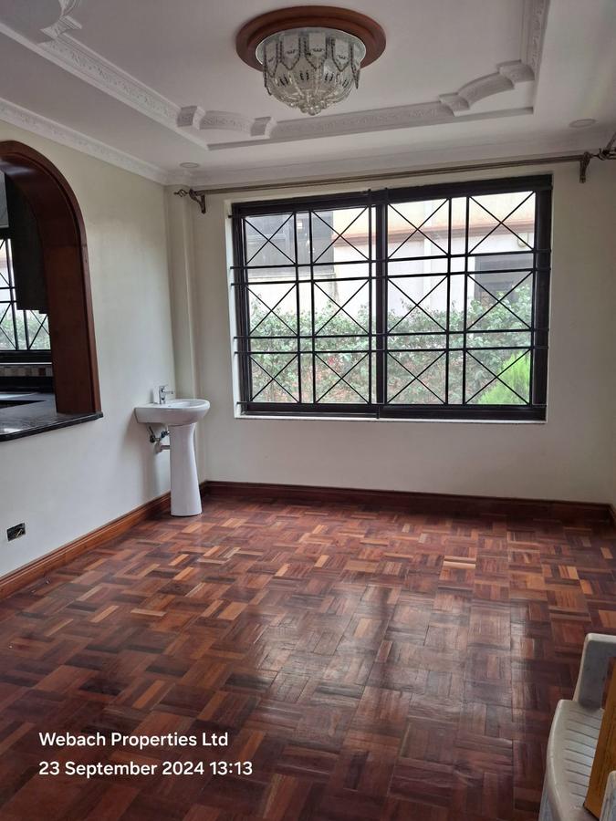 5 Bed Townhouse with En Suite at Mwananchi Road - 4