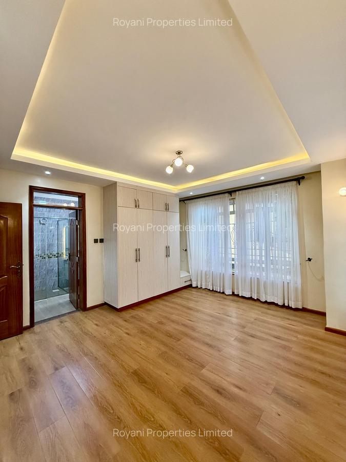9 Bed House with En Suite in Rosslyn - 11