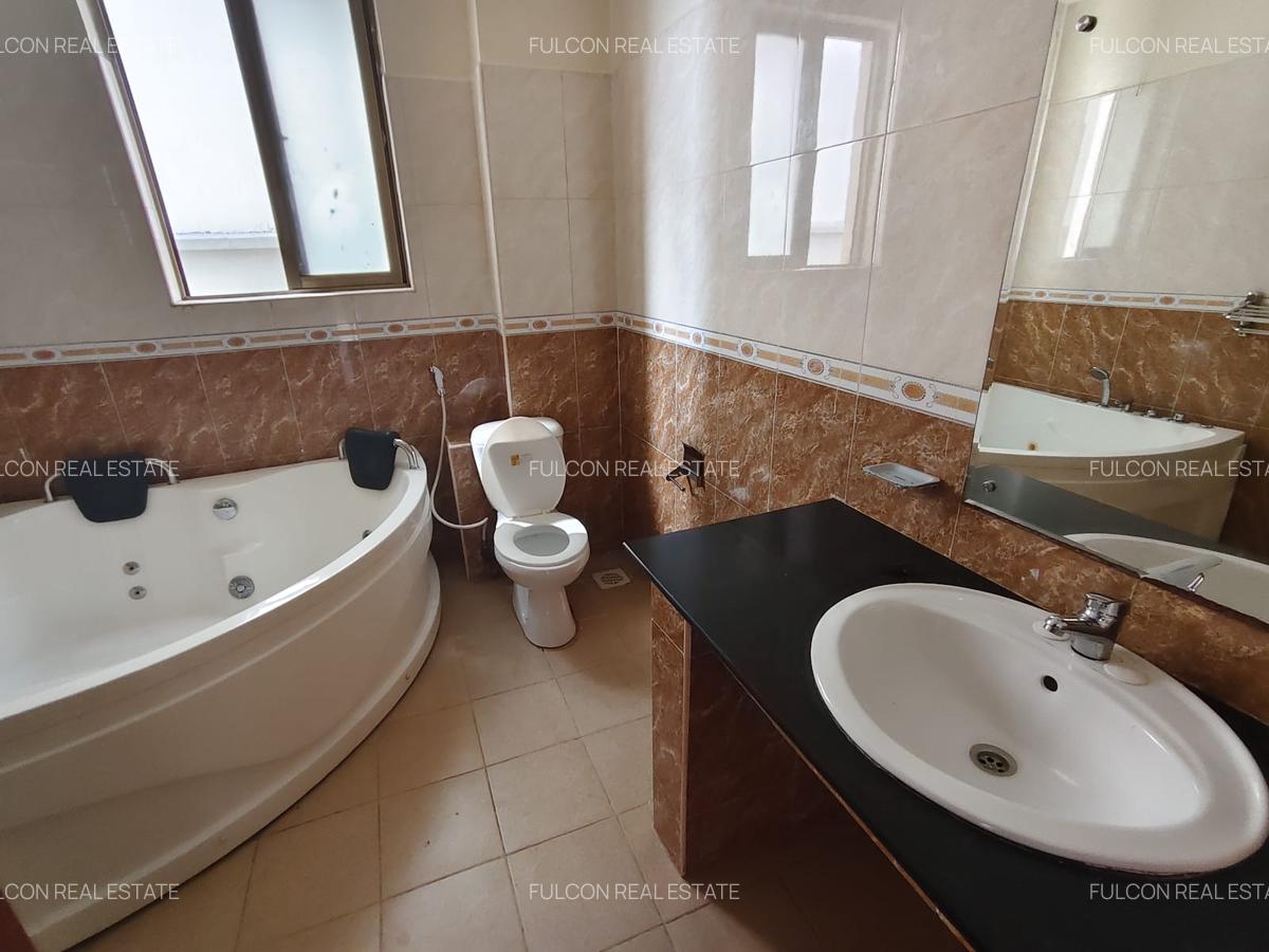 3 Bed Apartment with En Suite in Kileleshwa - 14