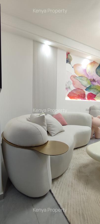 3 Bed Apartment with En Suite at Wood Avenue - 2