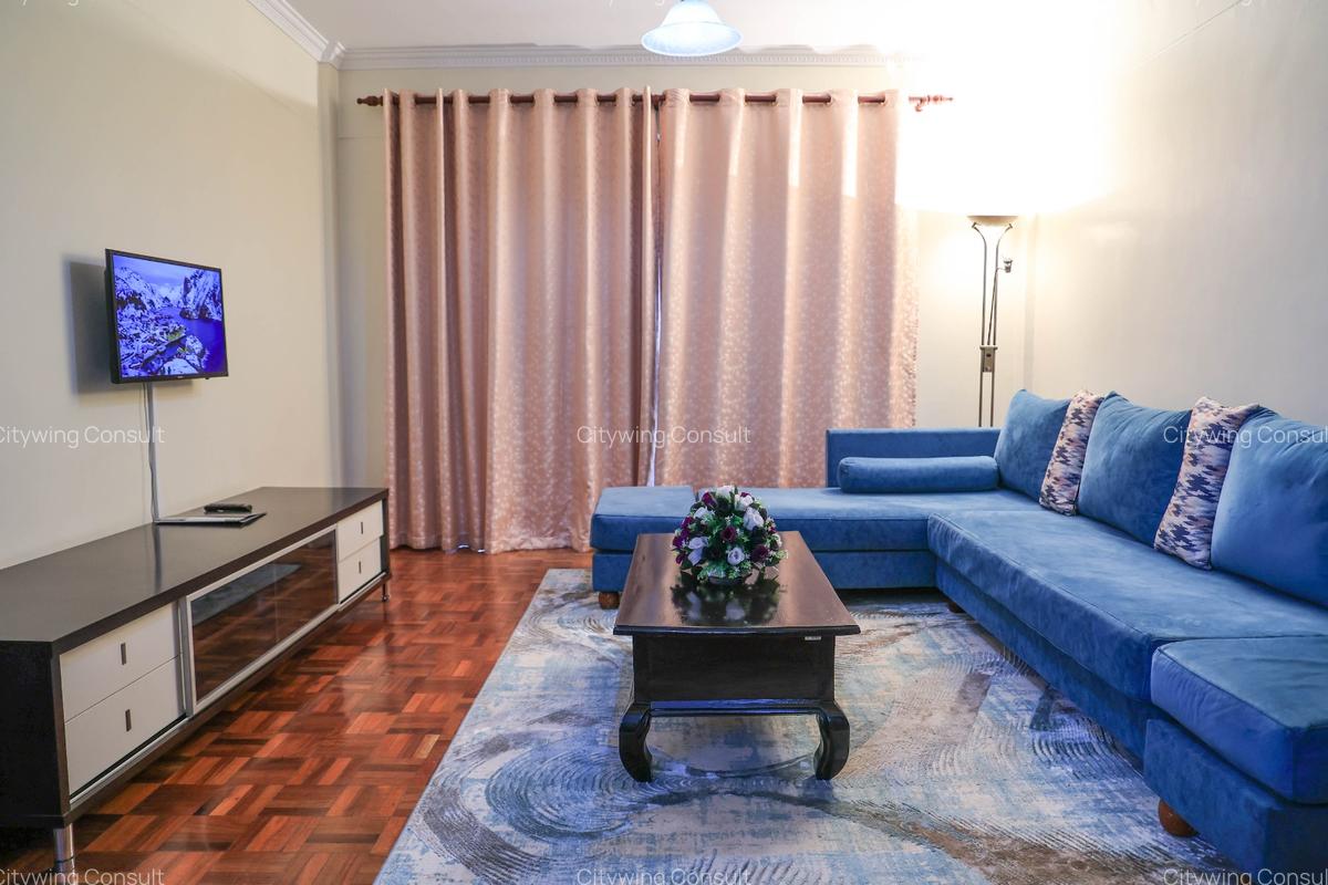 Serviced 2 Bed Apartment with En Suite at Parklands - 12