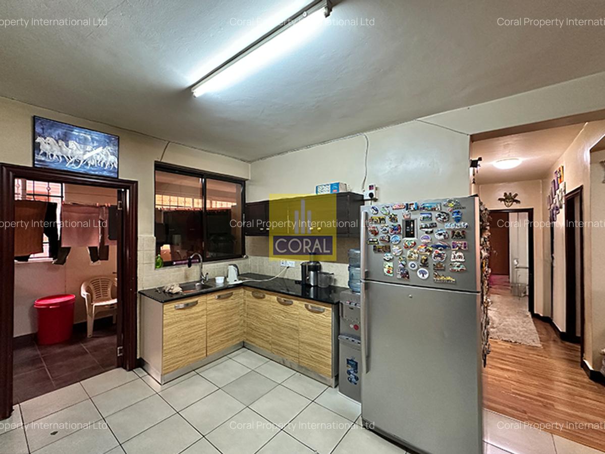 3 Bed Apartment in Parklands - 5