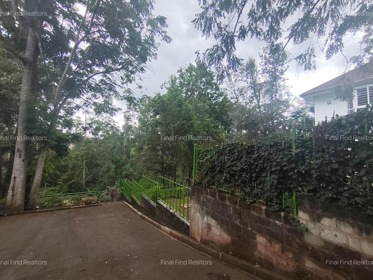 6 Bed Townhouse with Backup Generator in Rosslyn - 18