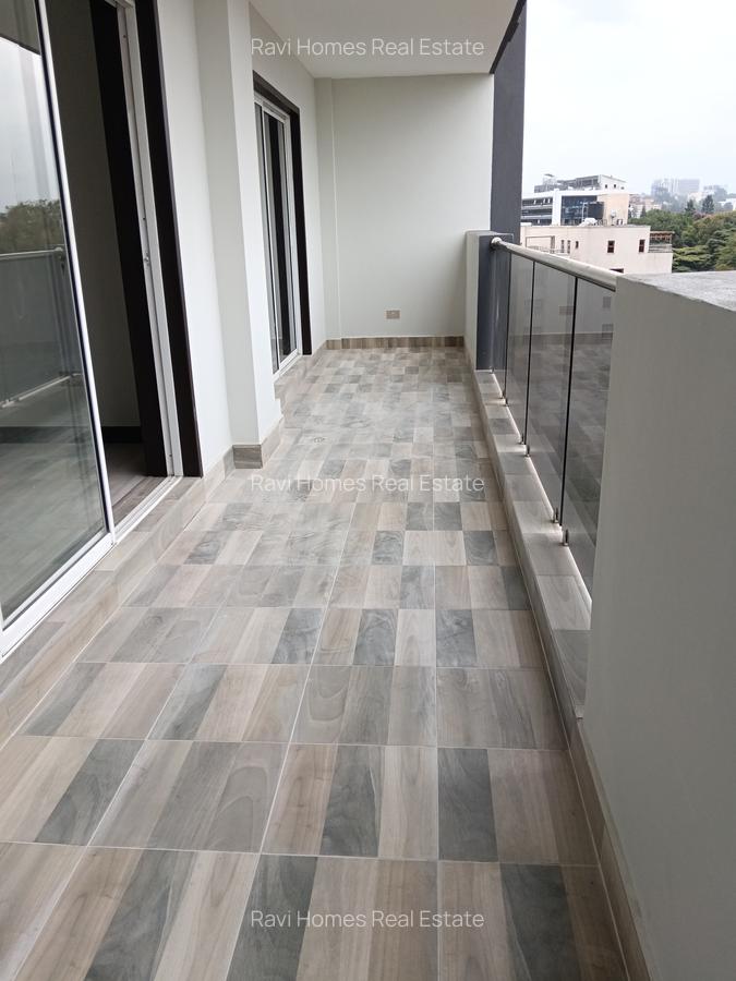 2 Bed Apartment with En Suite at Riverside Along Riverside Drive. - 11