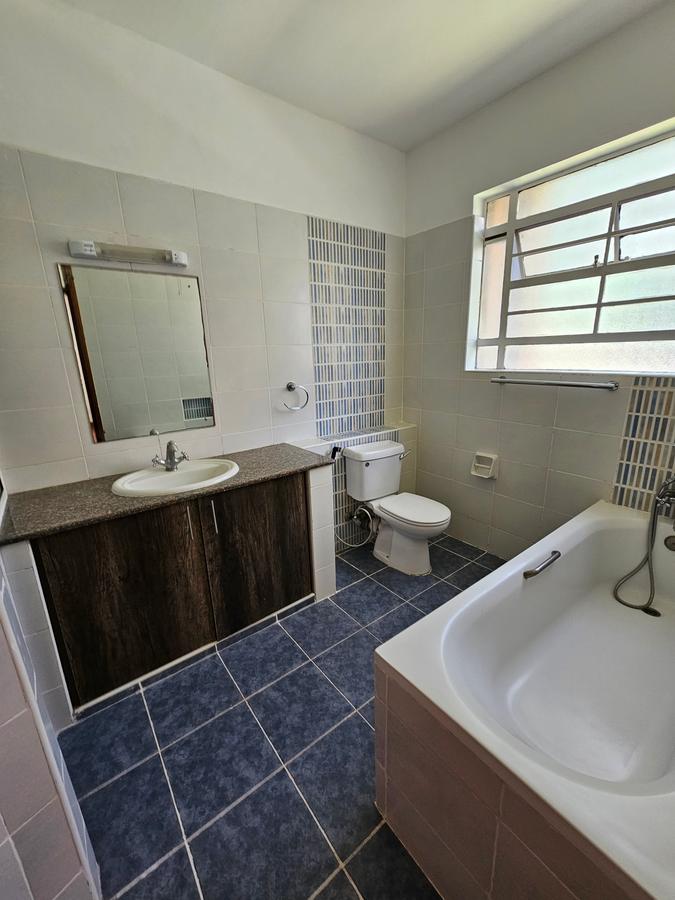 3 Bed Apartment with En Suite at Kilimani - 12