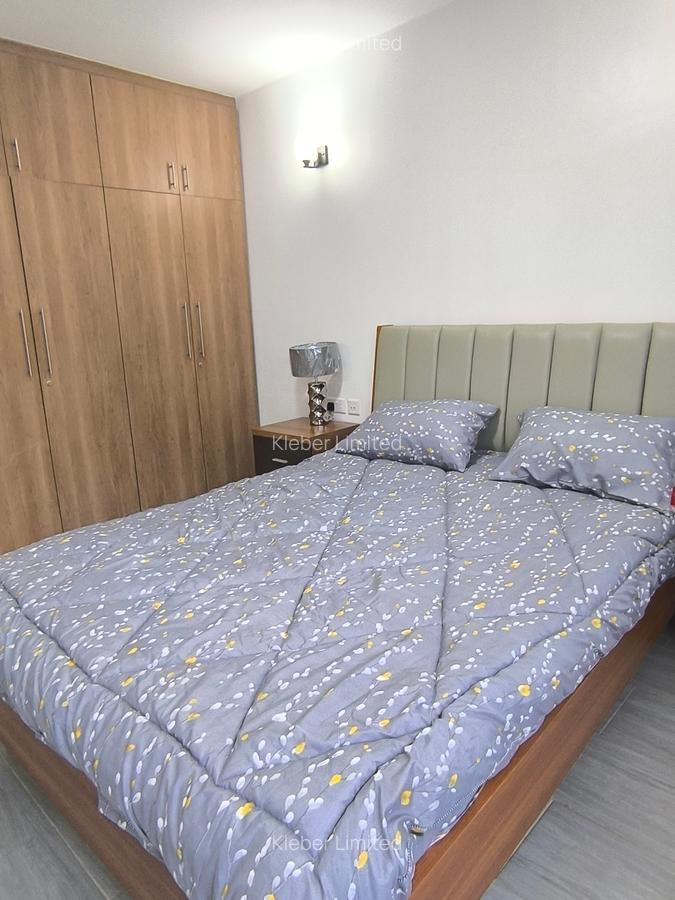 2 Bed Apartment with En Suite at Lavington - 14