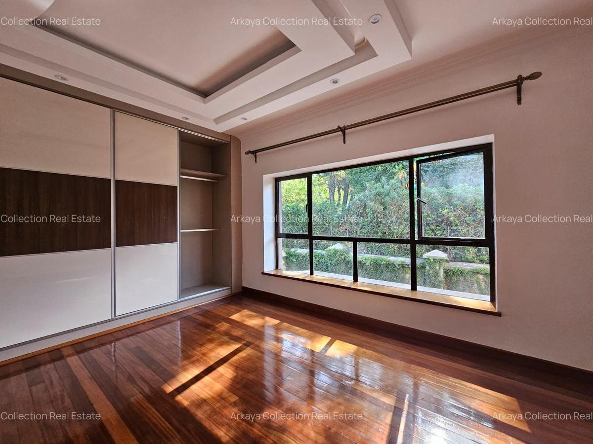 5 Bed Townhouse with En Suite in Lavington - 14