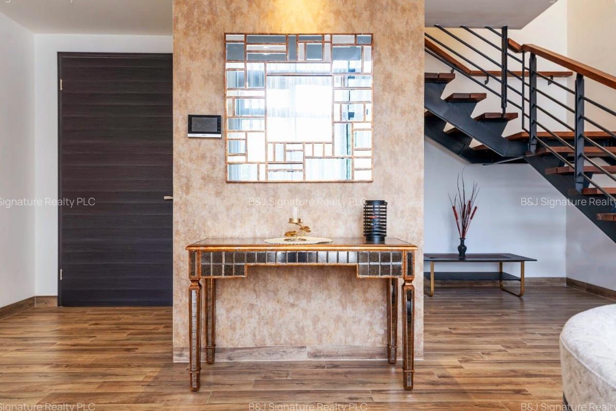 3 Bed Apartment with En Suite in Riverside - 4