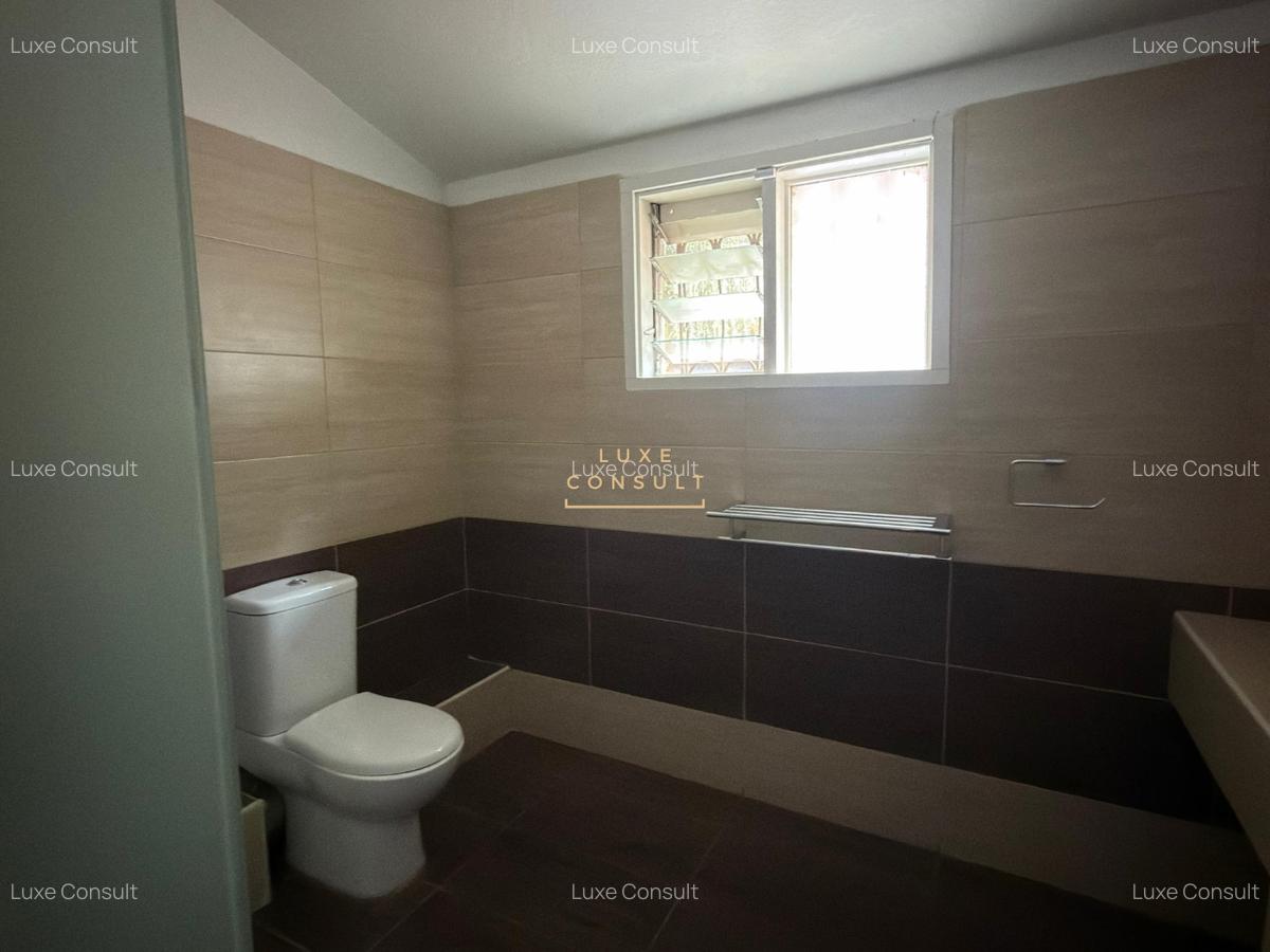 4 Bed House with Staff Quarters in Spring Valley - 7