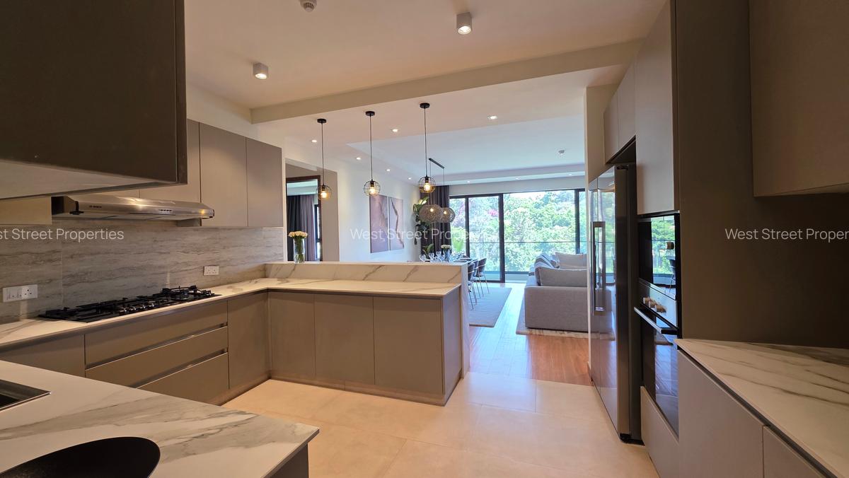 2 Bed Apartment with En Suite at Riverside Drive - 5