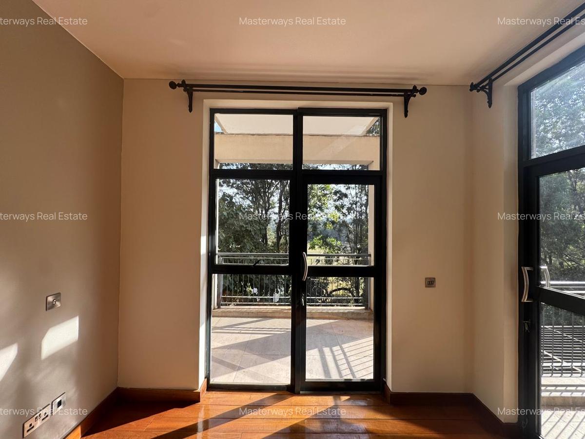 3 Bed Apartment with En Suite in Westlands Area - 4