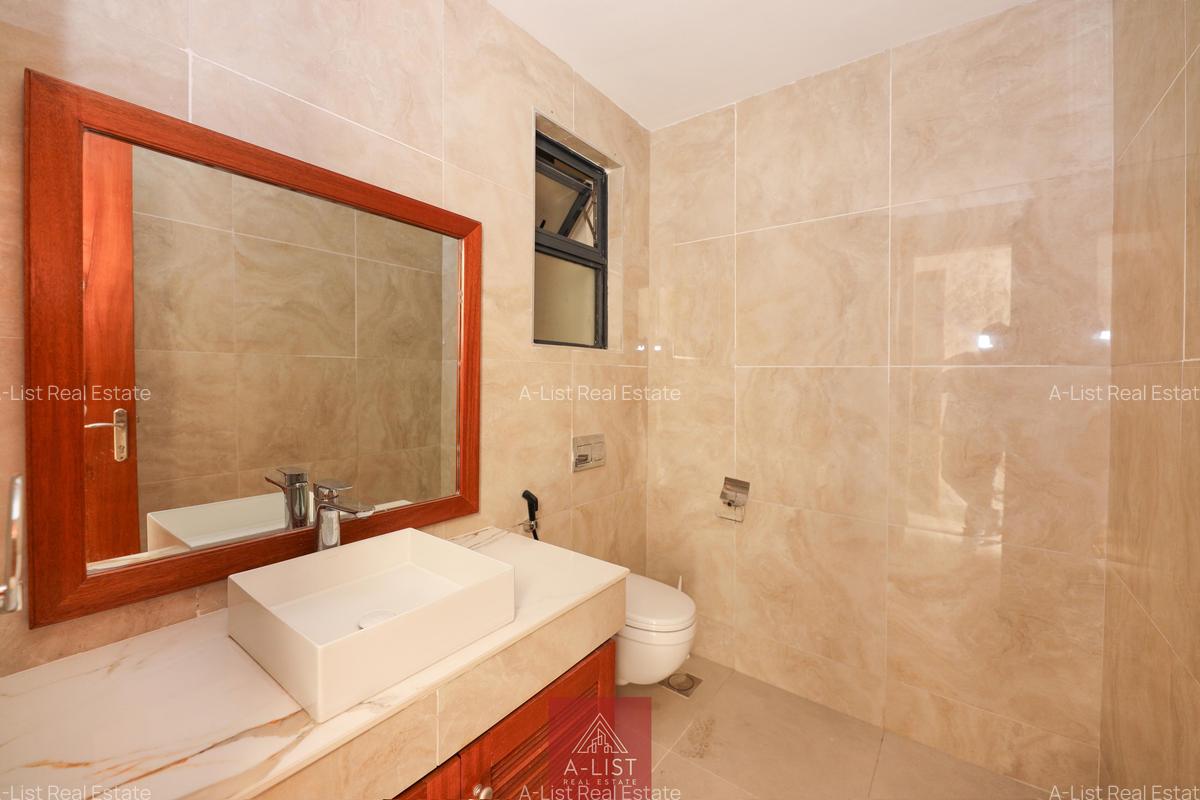 4 Bed Apartment with En Suite at Lantana Road - 6