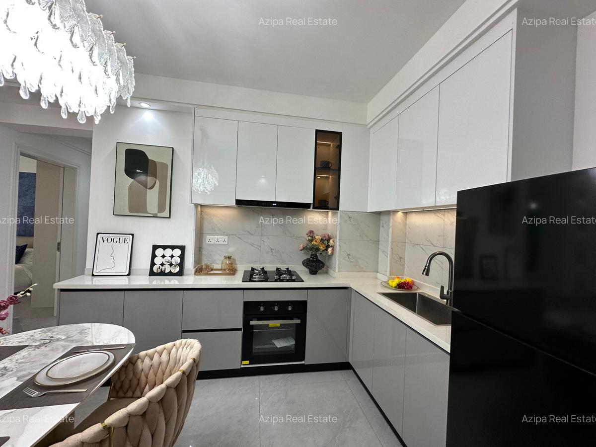 3 Bed Apartment with En Suite at Wood Avenue - 2