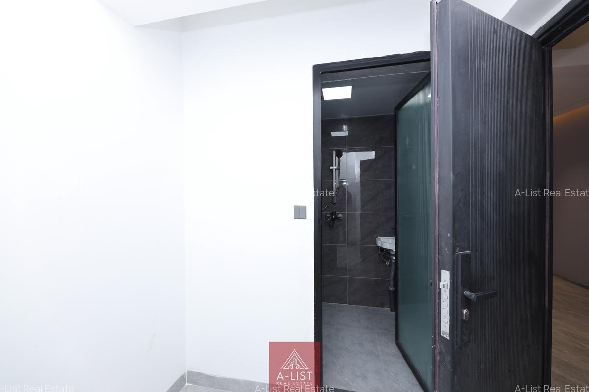 3 Bed Apartment with En Suite at Mandera Road - 12