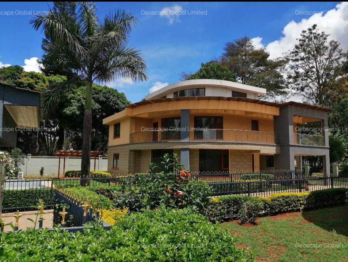 5 Bed Villa with En Suite in Runda - 2