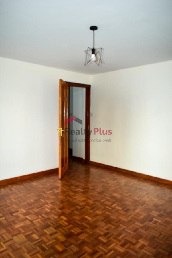 3 Bed Apartment with Parking in Kileleshwa - 9