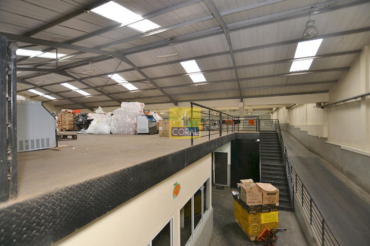 90,000 ft² Warehouse with Backup Generator at Kenya - 8