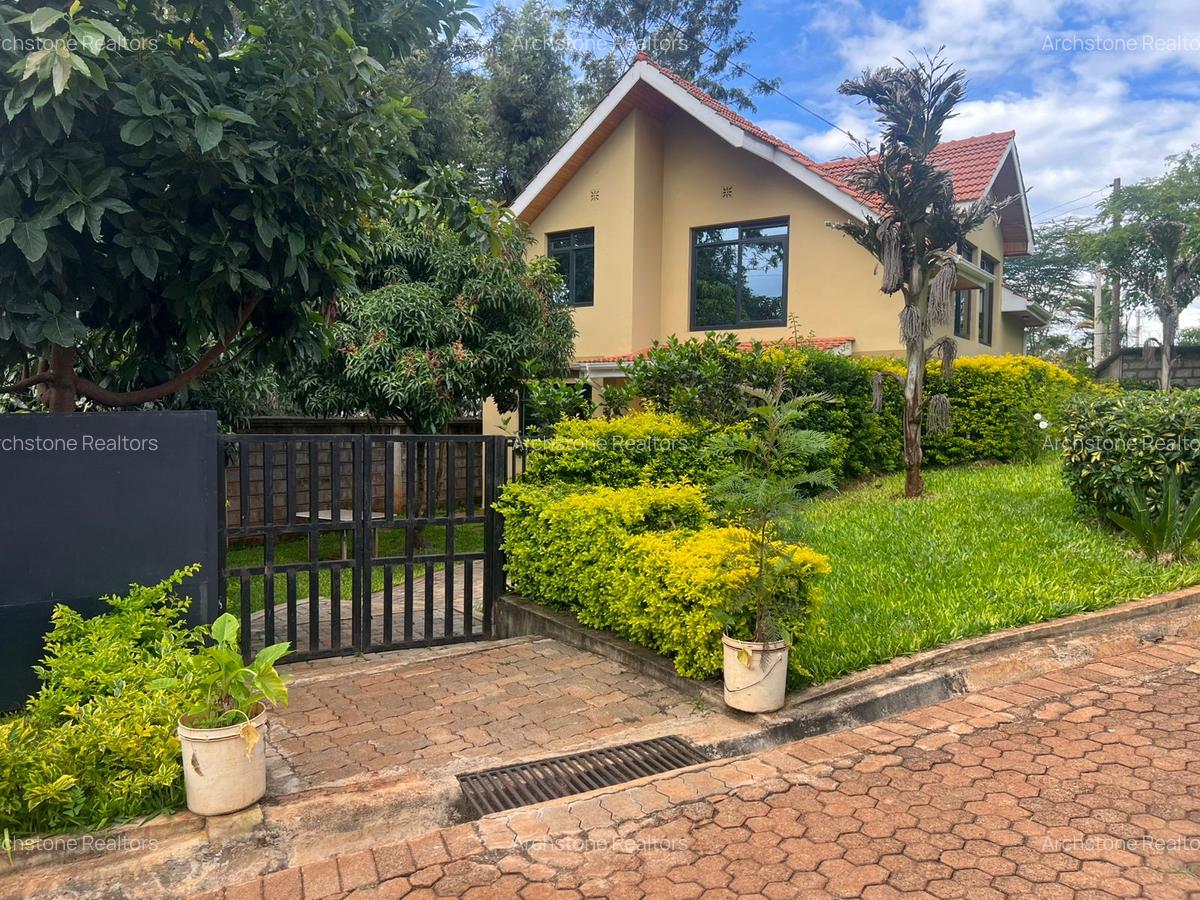 3 Bed Townhouse with En Suite at Runda Gardens - 11