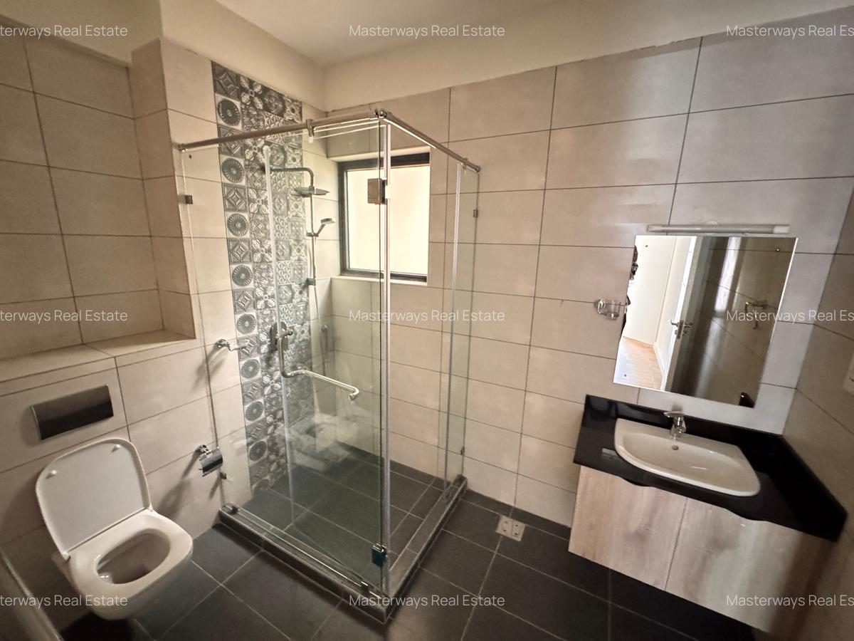 Serviced 1 Bed Apartment with En Suite in Lavington - 7