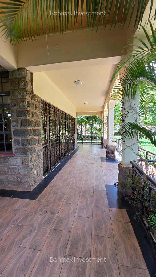 5 Bed Townhouse with En Suite at Old Kitusuru - 18