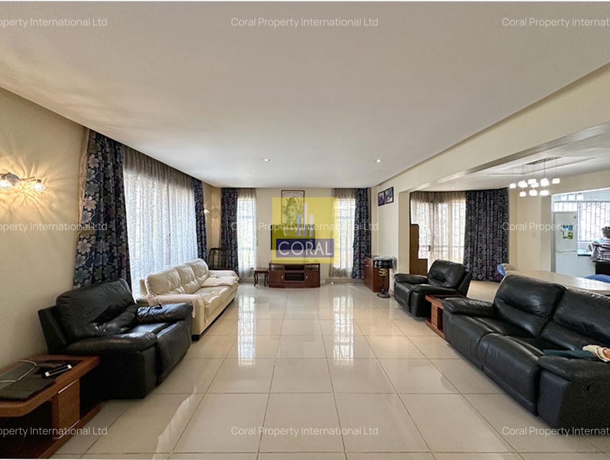 4 Bed Townhouse with Borehole in Westlands Area - 2