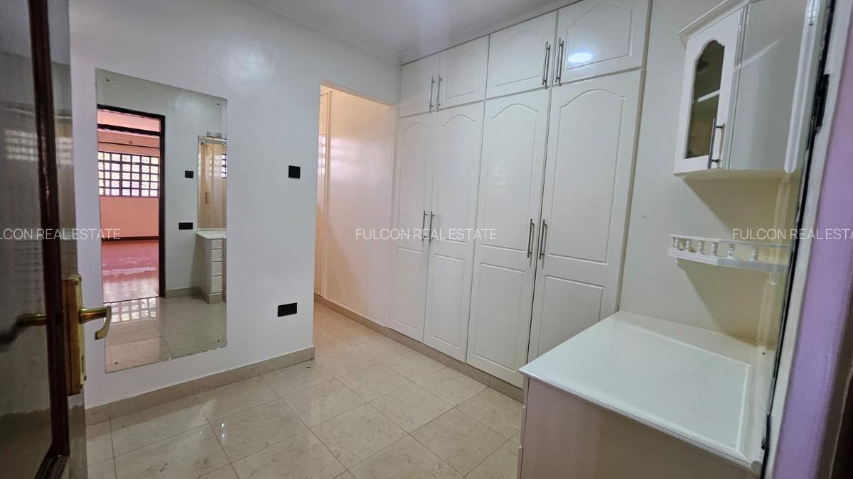 4 Bed Apartment with En Suite in Lavington - 4