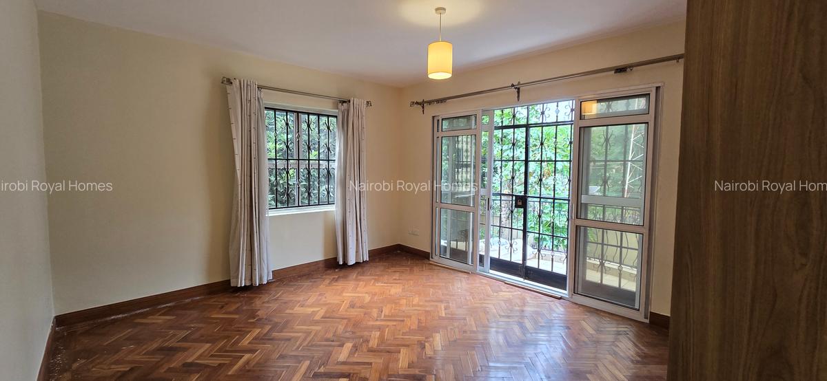 5 Bed Townhouse with En Suite at Spring Valley - 8