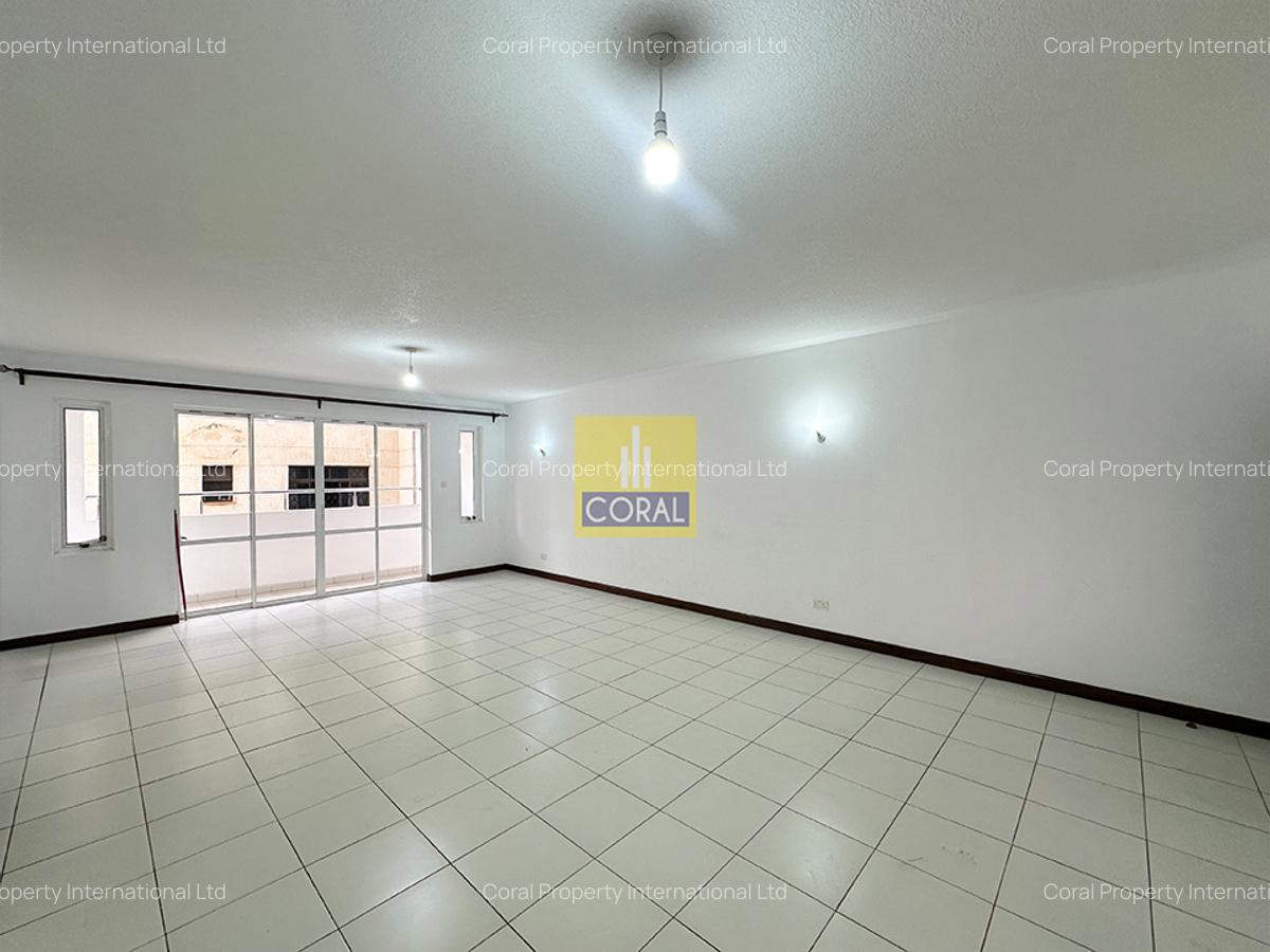 2 Bed Apartment in Brookside - 2