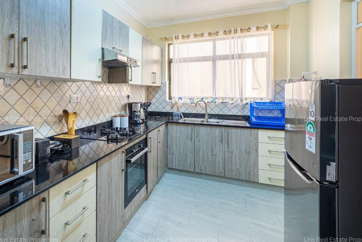 Serviced 2 Bed Apartment with En Suite in Kileleshwa - 10