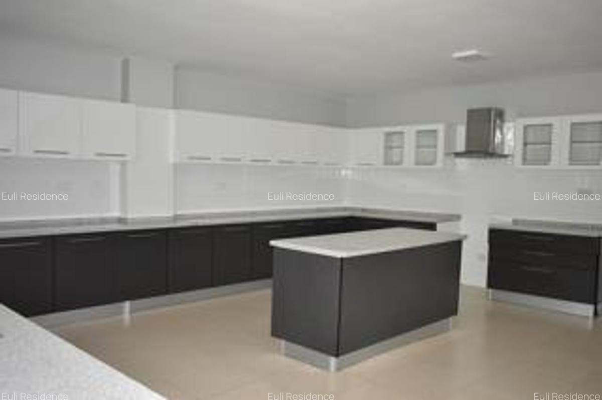 4 Bed Apartment with En Suite at General Mathenge - 7