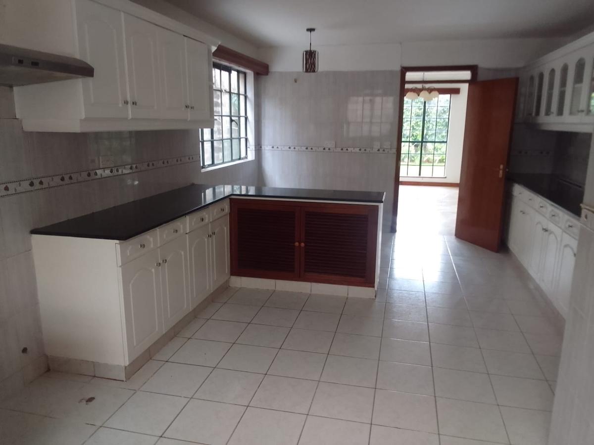 4 Bed Townhouse with En Suite in Westlands Area - 5