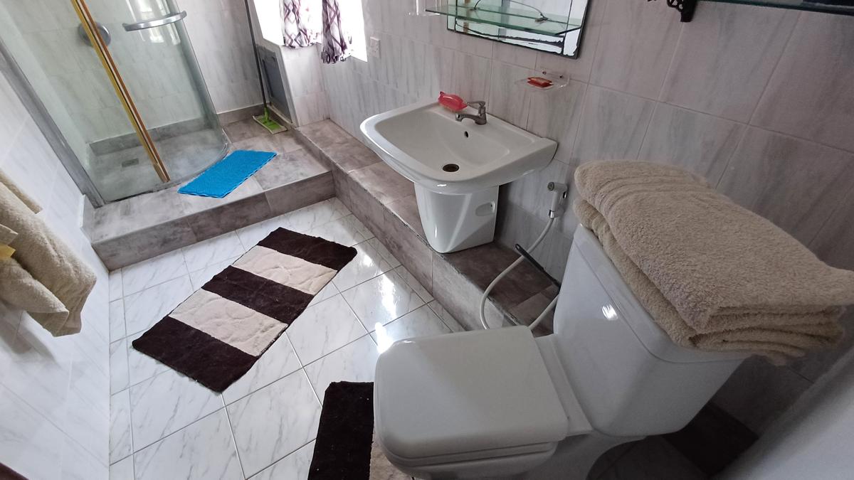 Serviced 1 Bed Apartment with En Suite at 2Nd Avenue Nyali - 6