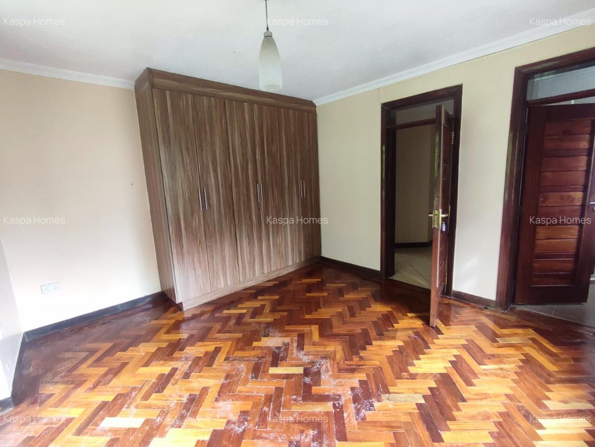 4 Bed House with En Suite in Karen - 2