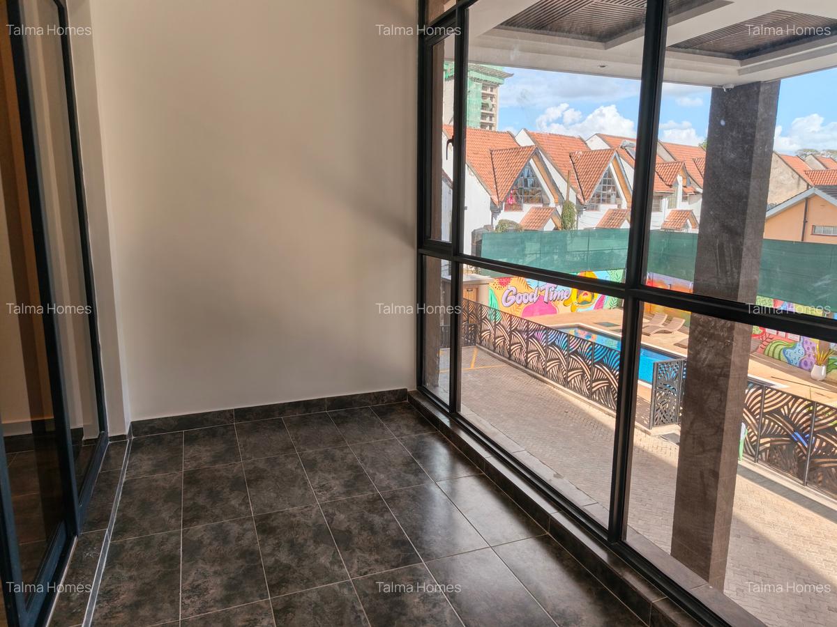 Furnished 1 Bed Apartment with En Suite at Brookside Area - 9