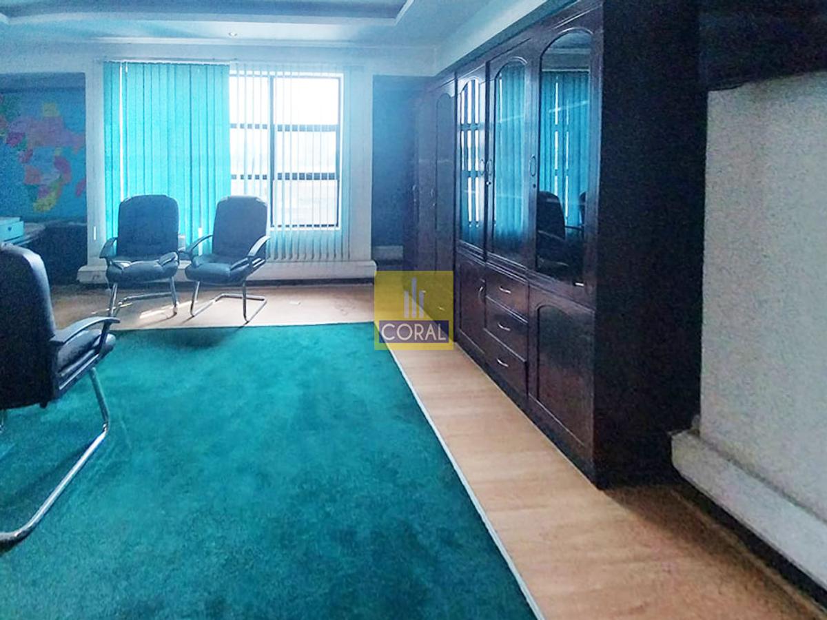 Office in Westlands Area - 11