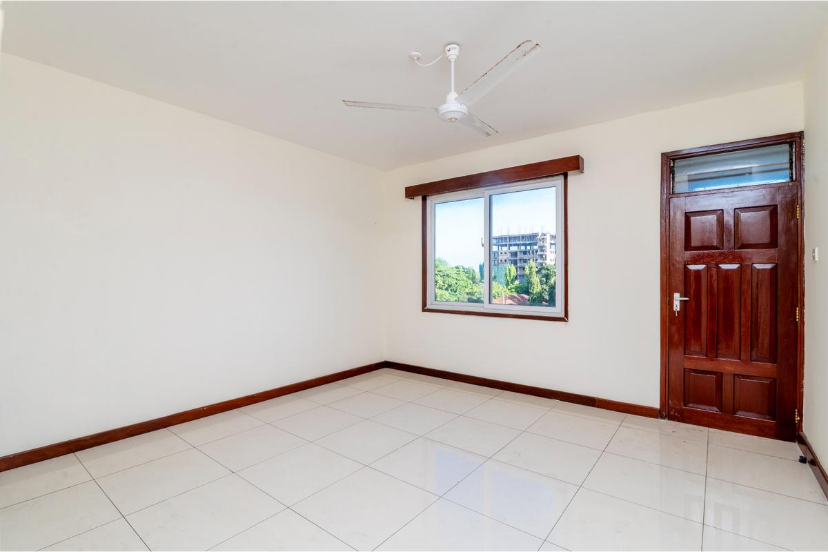 3 Bed Apartment with En Suite in Nyali Area - 8