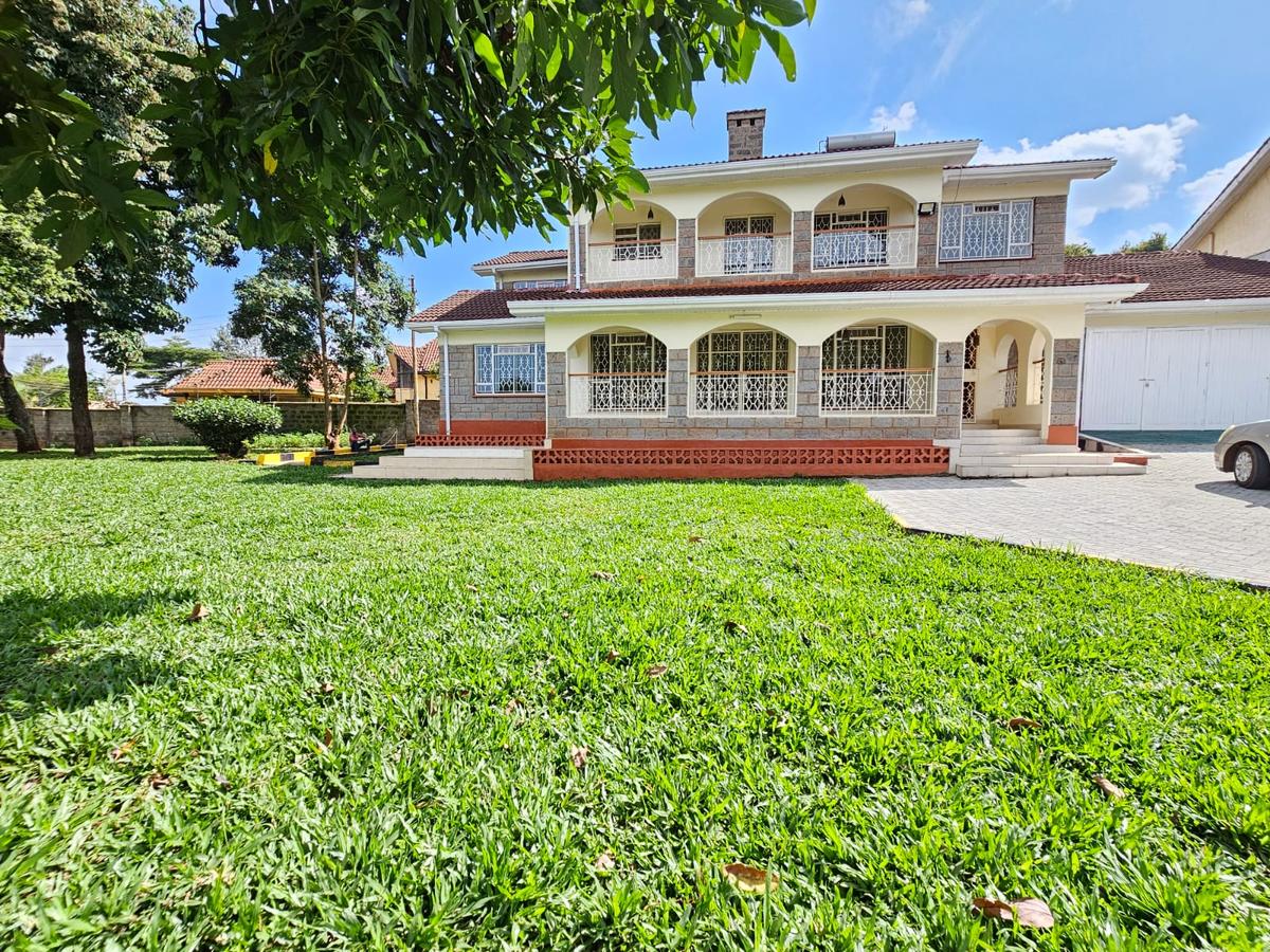 5 Bed House with En Suite in Loresho - 1