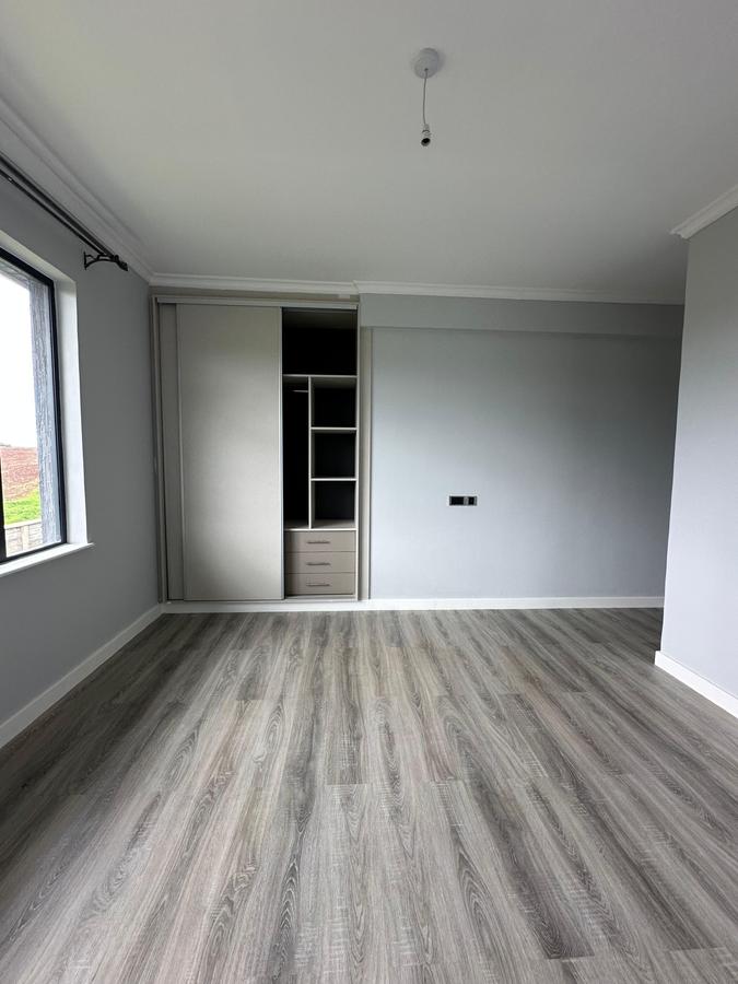 4 Bed Villa with En Suite at Off Kiambu Rd - 7