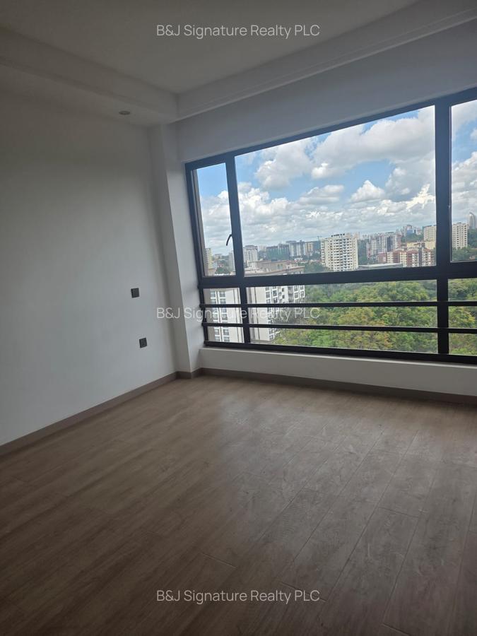 2 Bed Apartment with En Suite in Riverside - 4