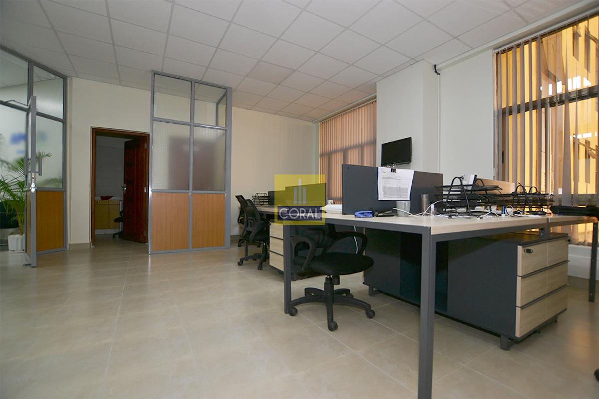 Office with Backup Generator in Kilimani - 10